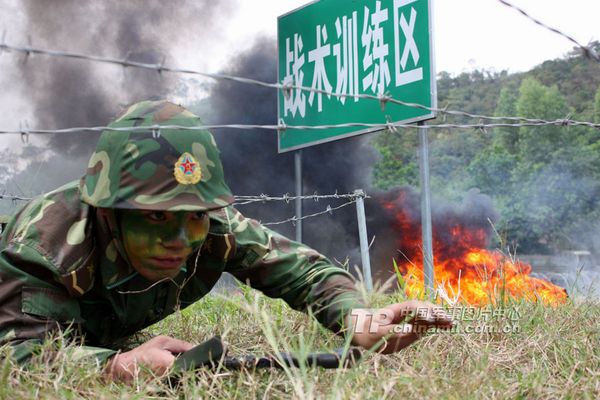 中央軍委大幅調(diào)整海南省軍區(qū)領(lǐng)導班子 一次換6人