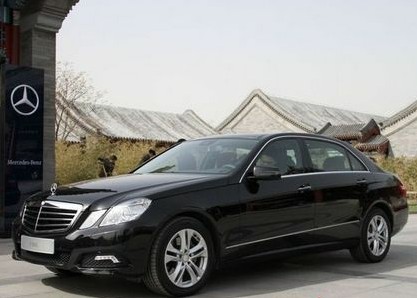 奔馳E級車存爆震問題 免費(fèi)換火花塞遭質(zhì)疑