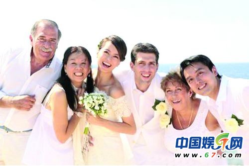李小璐婆媳下廚顯親密 揭娛樂圈婆媳如何過(guò)招