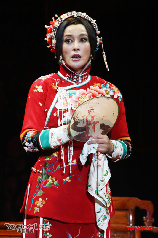 劉曉慶挑戰(zhàn)舞臺(tái)劇 容顏不老飾演賽金花
