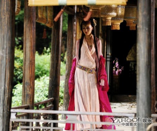 仙劍奇?zhèn)b傳——紫萱，唐嫣額飾在古裝造型中運(yùn)用的巔峰