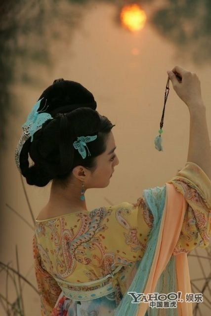 大唐芙蓉園——楊貴妃，范冰冰也許范冰冰不怎么符合楊貴妃的要求但是光靠扮相是美的， 難得的是范冰冰在里面的舞蹈動作也做得很好，為她加分不少