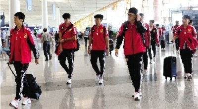 國足出國比賽坐公務艙 百萬機票錢引爭議