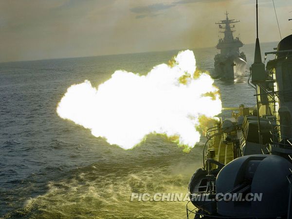 資料圖：南海艦隊某機動岸導(dǎo)團(tuán)正在某合同對海攻擊演練中實射導(dǎo)彈。