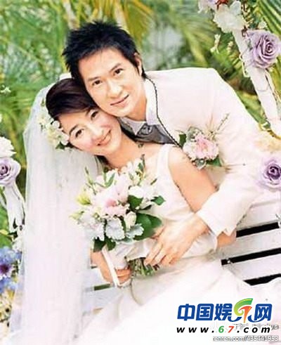 娛樂(lè)圈明星夫妻珍貴結(jié)婚照曝光