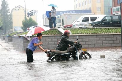 膠南遭遇200年來最強(qiáng)暴雨