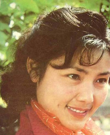 80年代?；ìF(xiàn)狀 方舒離婚宋春麗為事業(yè)失去孩子