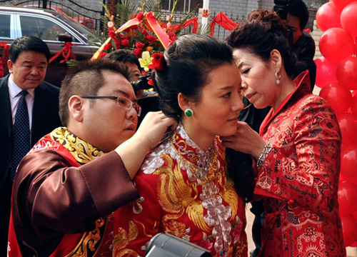 女星的豪門(mén)老公 誰(shuí)都不差錢兒
