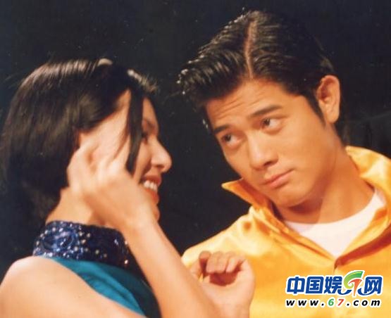 小龍女李若彤早期主演MV曝光 天王最?lèi)?ài)