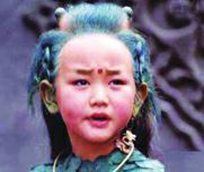 小龍人成影視學校副校長