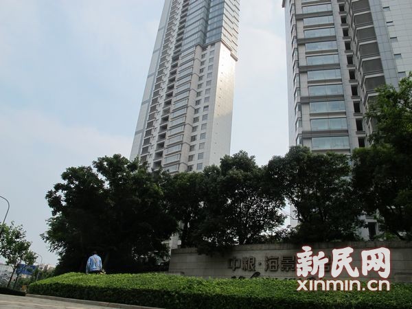 圖說：中糧海景壹號上周售出一套每平方米21.56萬元的豪宅，成為申城之最。新民網(wǎng)朱正炎拍攝