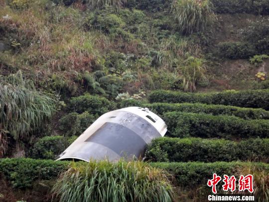 落在江西省遂川縣湯湖鎮(zhèn)高塘村的衛(wèi)星整流罩殘骸。