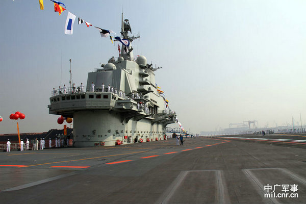 資料圖：遼寧艦入列后首次完成出海測試。
