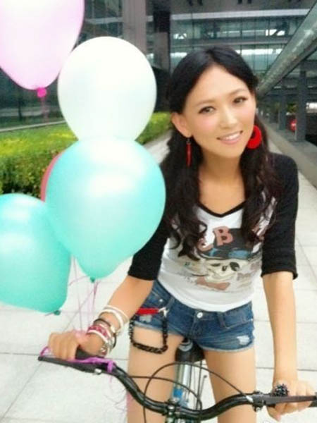 情迷中國(guó)足球的主播們 清純性感