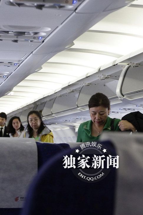 郭晶晶全家六口赴港參加婚禮 婚宴現(xiàn)場(chǎng)內(nèi)部照搶先曝光