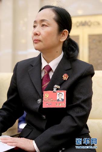 （十八大·基層代表風(fēng)采）（2）詹紅荔：“愛民為民、情鑄和諧”的好黨員、好法官