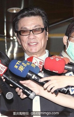 中國“干爹文化”尷尬了誰？
