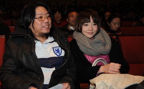 王寶強娶?；ㄟx美冠軍戀諧星 絕色女星嫁丑男(組圖)