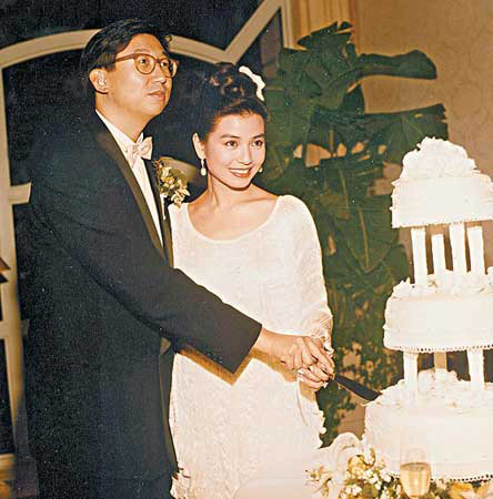 王寶強娶?；ㄟx美冠軍戀諧星 絕色女星嫁丑男(組圖)