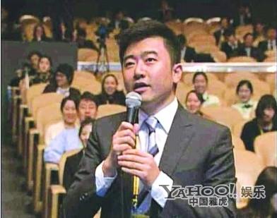 央視最帥實習(xí)主播胡悅鑫轉(zhuǎn)正 揭秘這些準國臉們