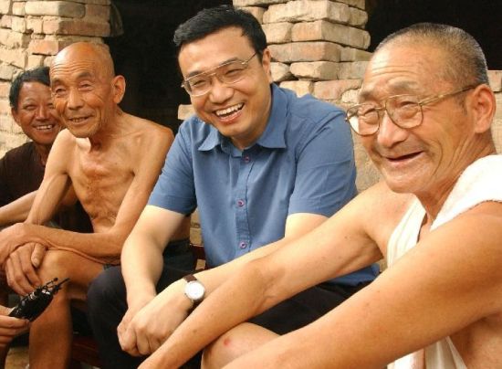李克強在“棚改”過程中一再強調(diào)的“萬事民為先”這句話，成為他日後主政的核心理念。新華社