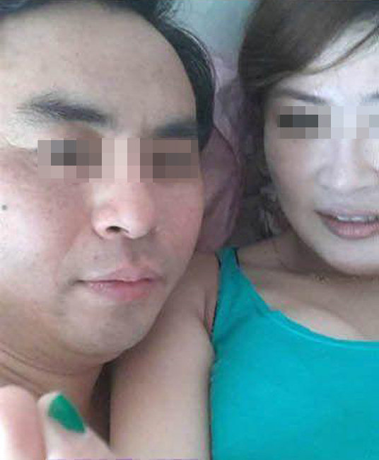 官員艷照頻出 木有節(jié)操??！