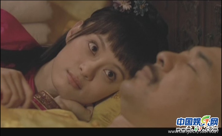圖揭《甄嬛傳》“后宮”神演技 孫儷蔣欣特寫(xiě)極致傳神(圖)