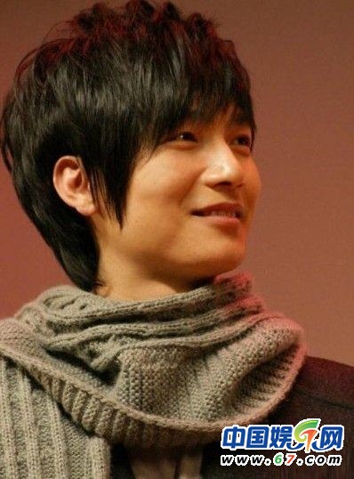 07年快男現(xiàn)狀曝光 俞灝明燒傷后復出蘇醒遭公司雪藏