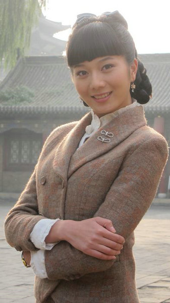 北影?；廊藞D譜 華妃蔣欣坎坷上位