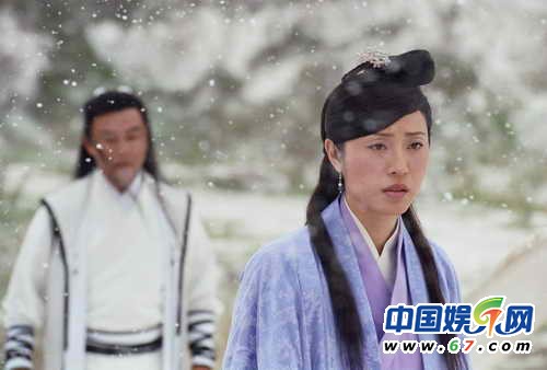 盤點(diǎn)影視劇浪漫白雪唯美瞬間 林心如楊冪趙雅芝俏皮嬌媚(圖)