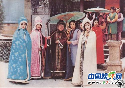 盤點影視劇浪漫白雪唯美瞬間 林心如楊冪趙雅芝俏皮嬌媚(圖)