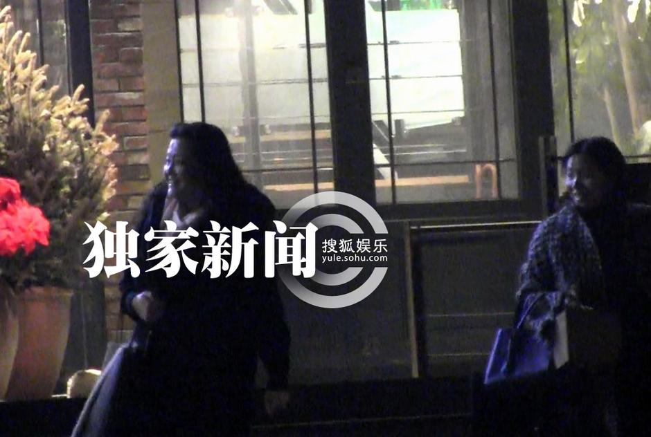 汪小菲攜母吃飯“問計(jì)” 飯后打包送嬌妻