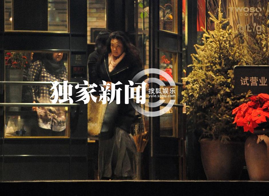 汪小菲攜母吃飯“問計” 飯后打包送嬌妻