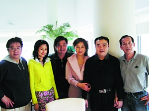 圖為唐季禮與藍(lán)燕昔日合照。