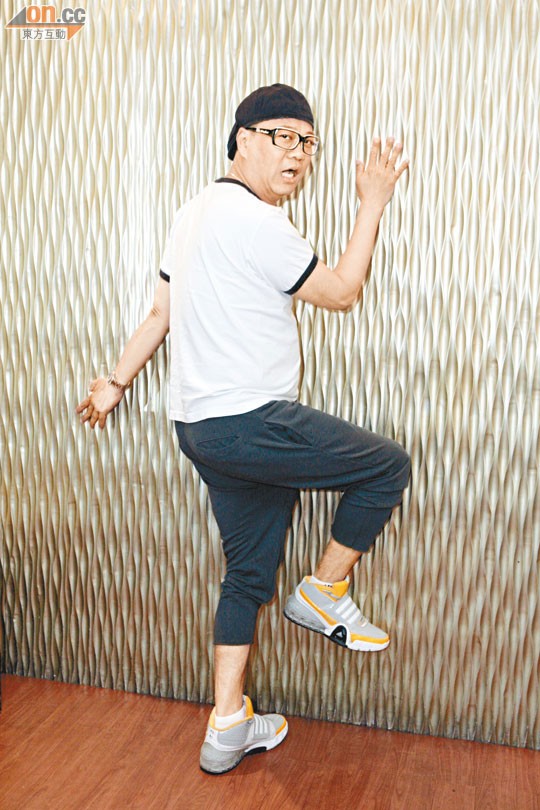 歐陽(yáng)震華因食東西太急致「落錯(cuò)隔」，引致急性肺炎。資料圖片