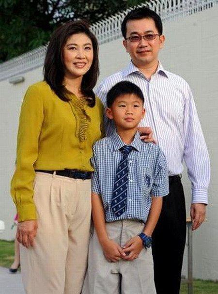 泰國(guó)美女總理英拉