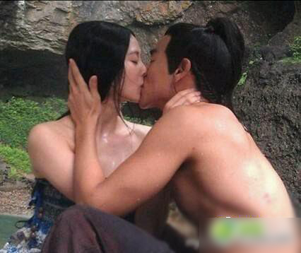 林志玲范冰冰湯唯昔日床照曝光 揭為戲犧牲的女明星