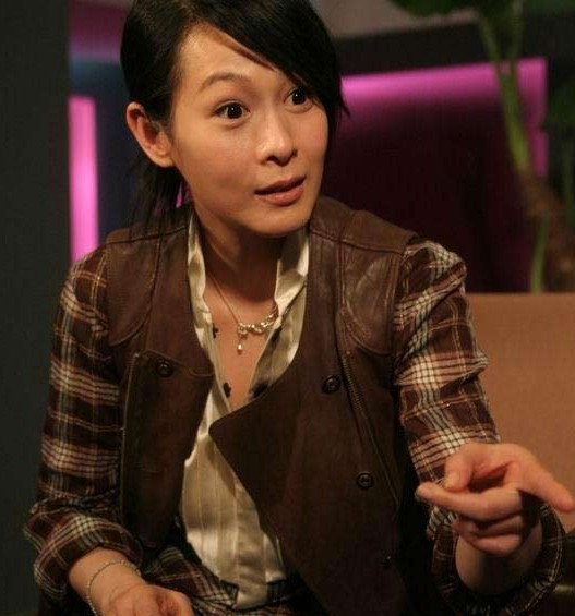 圖揭明星悲喜“師生戀” 李雙與愛(ài)妻江夢(mèng)鴿相差27歲！
