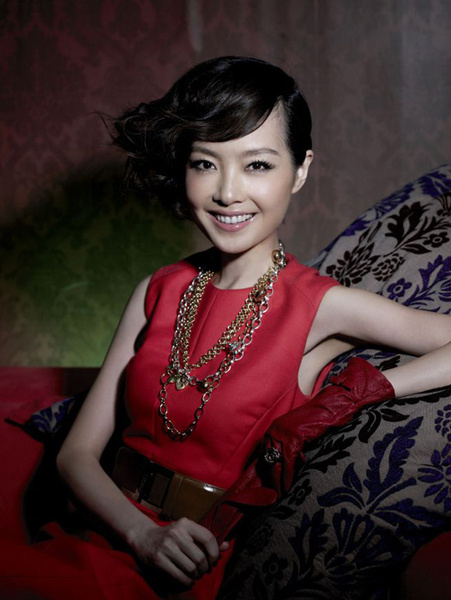 明星掀起劉海現(xiàn)真顏美丑