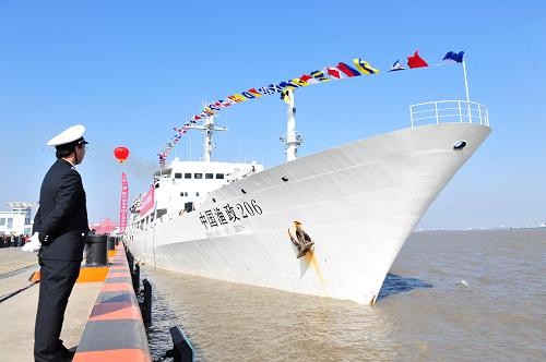 資料圖：中國目前最大漁政船中國漁政206船開赴釣魚島維權(quán)。