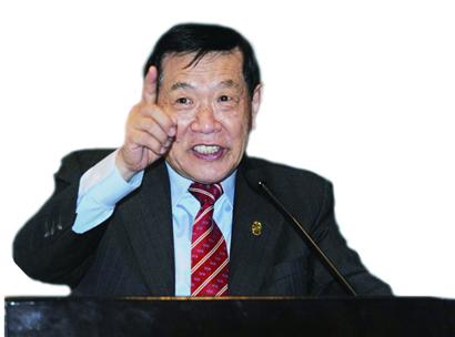 “當代福爾摩斯”李昌鈺昨在青島大學講成功經(jīng)驗及經(jīng)典案例