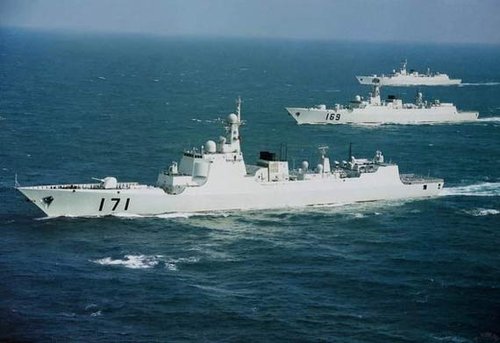 海軍艦隊遠洋訓練。